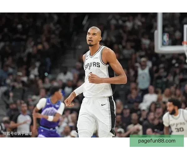 甜瓜力挺马刺为顶级争冠队 展望未来胜过雷霆