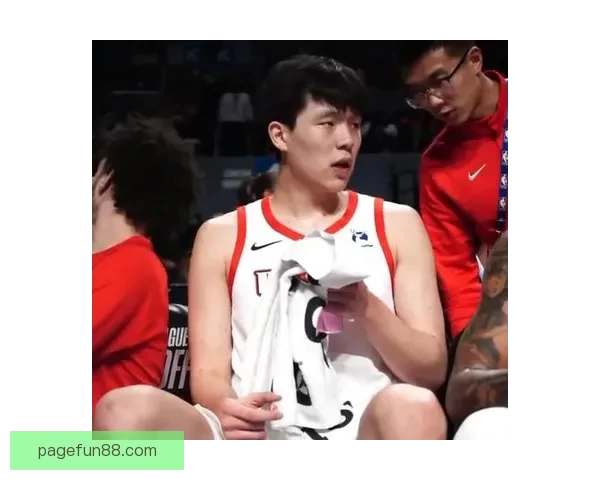 布克奈特35分引领反扑 撕裂之城险胜船长晋级季后赛